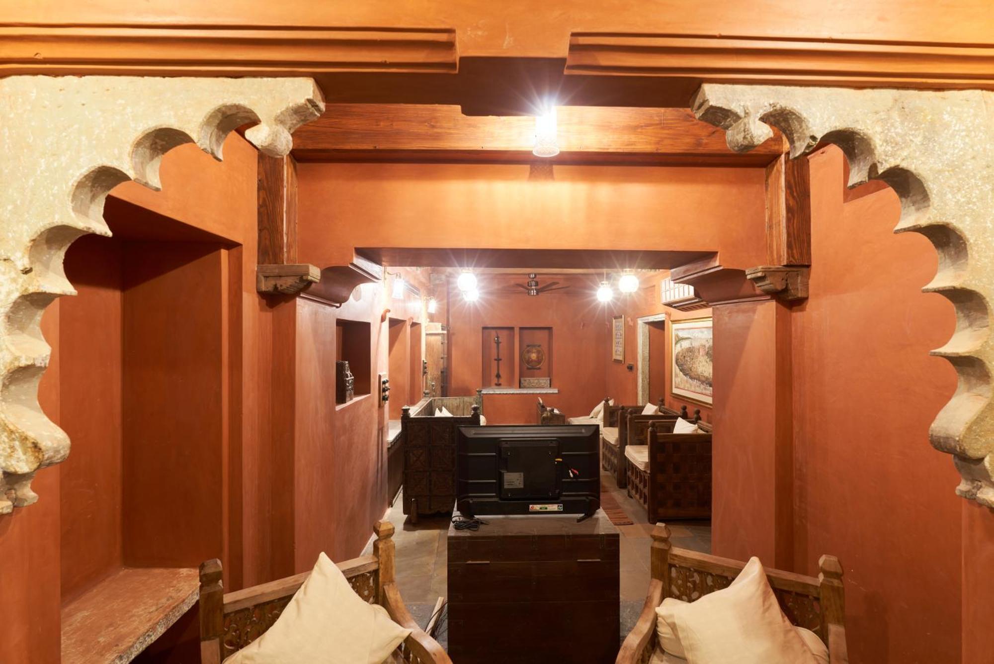 Hotel Kaladwas Lal Haveli Udajpur Zewnętrze zdjęcie